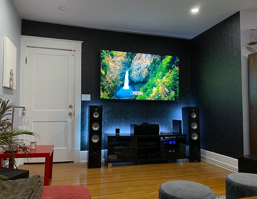 Custom Wallpaper Buffalo Living Room